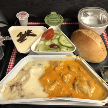 Austrian Airlines - Airlines Near Me - Vienna, 9