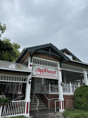 Applewood Farmhouse Restaurant by null