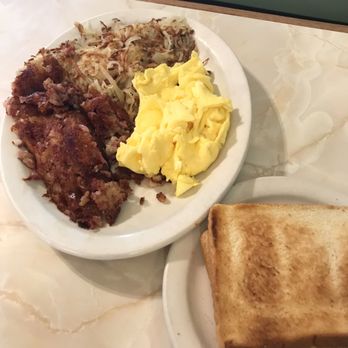 Og Busy Bee - Corned Beef Hash & Eggs Hashed Browns Toast - Diners Near Me - Wonder Lake, Illinois Og Busy Bee - Corned Beef Hash & Eggs Hashed Browns Toast - Diners Near Me - Wonder Lake, Illinois