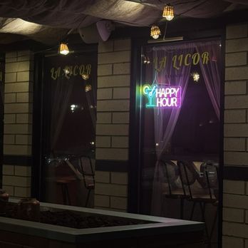 La Licor - Entrance - Cocktail Bars Near Me - Chicago, Illinois La Licor - Entrance - Cocktail Bars Near Me - Chicago, Illinois