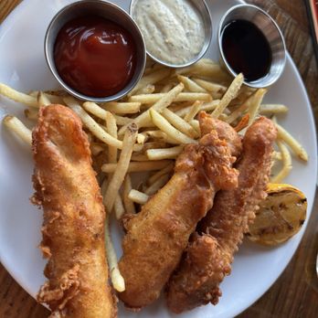 The Rockefeller - Manhattan Beach - Fish and Chips - Gastropubs Near Me - Manhattan Beach, California