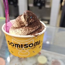 Somisomi - Banana Milk Soft Serve Ice Cream with crushed Oreos