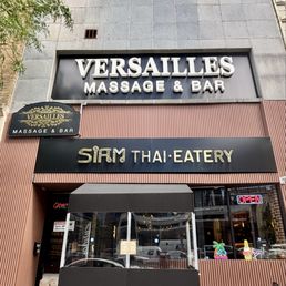 Exterior photo of Versailles Massage & Bar - Chicago, Illinois Exterior photo of Versailles Massage & Bar - Chicago, Illinois