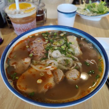 Ganh Vietnamese Kitchen - Vietnamese Near Me - Vancouver, British Columbia Ganh Vietnamese Kitchen - Vietnamese Near Me - Vancouver, British Columbia