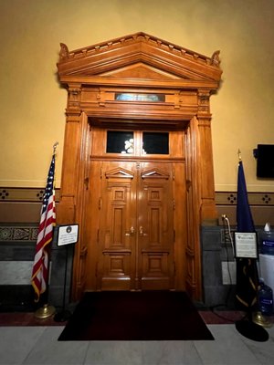 Indiana Statehouse by null
