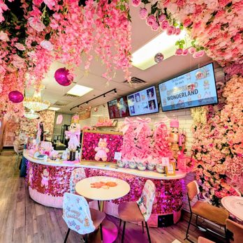Cafe De Flores - Desserts Near Me - Las Vegas, Nevada Cafe De Flores - Desserts Near Me - Las Vegas, Nevada