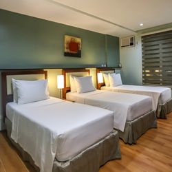 Sea Cocoon Hotel - Triplet Room