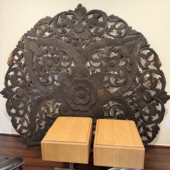 Simple Moving Company - Oversized wooden mandala - Movers Near Me - Culver City, California Simple Moving Company - Oversized wooden mandala - Movers Near Me - Culver City, California