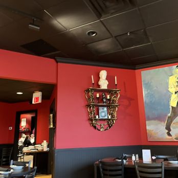 Liliana's Cottleville - Interior Decor - Italian Near Me - Cottleville, Missouri Liliana's Cottleville - Interior Decor - Italian Near Me - Cottleville, Missouri
