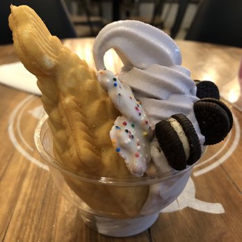 Snowl - Taiyaki cup with taro soft serve ice cream - Desserts Near Me - Aurora, Colorado Snowl - Taiyaki cup with taro soft serve ice cream - Desserts Near Me - Aurora, Colorado