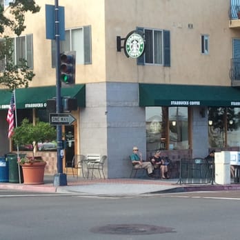 Starbucks - clio1231です。 Starbucks Sakura 2025 Strap Cup Shape Stainless Steel Bottle