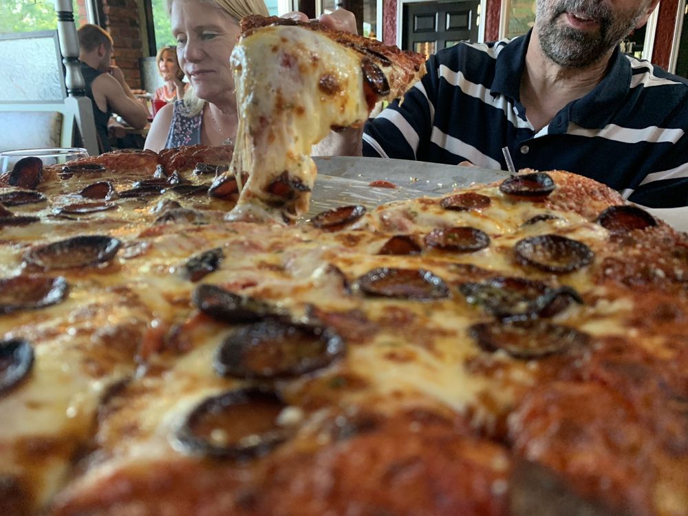 SANTORA’S PIZZERIA 50 Photos & 92 Reviews 3440 Transit Rd, Depew