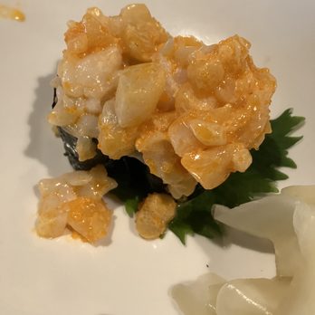 Roscoe's - Creamy scallop nigiri close-up - Dive Bars Near Me - Portland, Oregon Roscoe's - Creamy scallop nigiri close-up - Dive Bars Near Me - Portland, Oregon