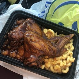 BBQ Chicken with mac and cheese and yams BBQ Chicken with mac and cheese and yams