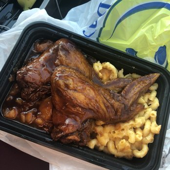 Si Fish & More - BBQ Chicken with mac and cheese and yams - Soul Food Near Me - Staten Island, New York Si Fish & More - BBQ Chicken with mac and cheese and yams - Soul Food Near Me - Staten Island, New York