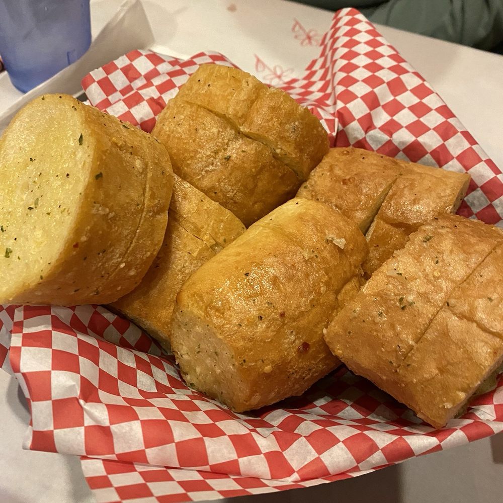 Tomato Street - Garlic bread (comes with meal) - Italian Near Me - Spokane, Washington Tomato Street - Garlic bread (comes with meal) - Italian Near Me - Spokane, Washington