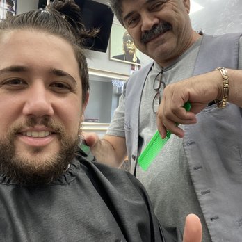 Razor MD - With George - Barbers Near Me - Freeport, New York