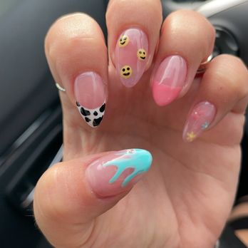EM Nail Spa - Nails. - Nail Salons Near Me - Jonestown, Pennsylvania