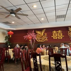 New Han Dynasty - Right side of restaurant