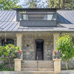 Exterior photo of Chelan Stone House - Chelan, Washington Exterior photo of Chelan Stone House - Chelan, Washington