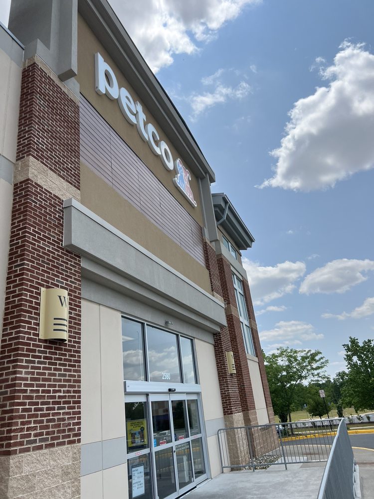 PETCO 2580 S Pleasant Valley Rd, Winchester, Virginia Pet Training