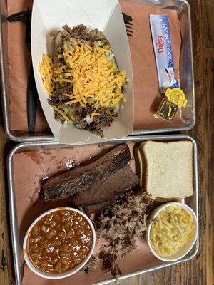 Mac's BBQ by null