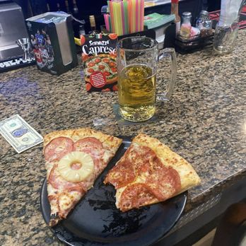 Pizza Schmizza Pub & Grub - Great pizza, ice cold beer! - Pizza Near Me - Eagle Point, Oregon