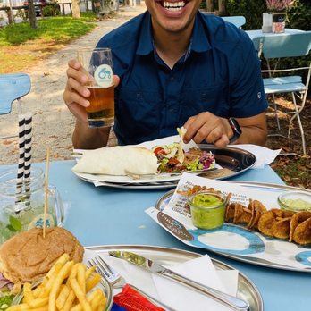 Max + Muh - Enjoying a beer and a wrap. - Burgers Near Me - Weiden, BY Max + Muh - Enjoying a beer and a wrap. - Burgers Near Me - Weiden, BY