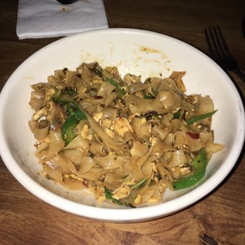 Spoon Eastside - The "pad z u" with chicken is phenomenal - Thai Near Me - Atlanta, Georgia