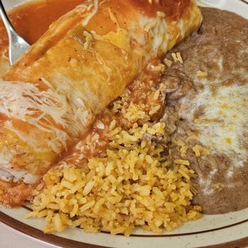 La Hacienda Mexican Restaurant - Ranchero burrito - Mexican Near Me - Indio, California La Hacienda Mexican Restaurant - Ranchero burrito - Mexican Near Me - Indio, California
