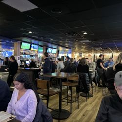 Rogue River Tavern - Next bar!