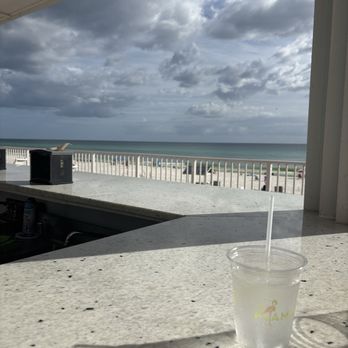 Mingos Beach Bar - Beer Bar Near Me - Panama City Beach, Florida Mingos Beach Bar - Beer Bar Near Me - Panama City Beach, Florida