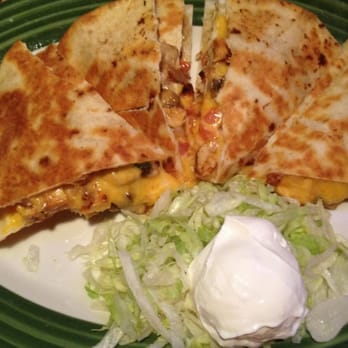 Applebee's Grill + Bar - Chicken Quesadilla Grande - American Near Me - Elk Grove, California