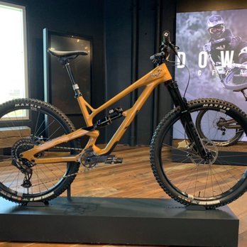 YT Industries - Jeffsy Uncaged 8 - Bikes Near Me - San Clemente, California YT Industries - Jeffsy Uncaged 8 - Bikes Near Me - San Clemente, California