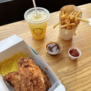 Ma'ono Fried Chicken - Chicken Fingers, French Fries, Spicy Pineapple Ginger Beer (from RGB) - Chicken Shop Near Me - Seattle, Washington