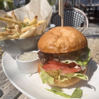 Blue Ridge Kitchen - Matts Smash Burger - Southern Near Me - Sebastopol, California Blue Ridge Kitchen - Matts Smash Burger - Southern Near Me - Sebastopol, California