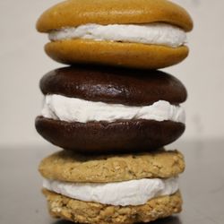 Bread Basket Bakery - Whoopie Pies!