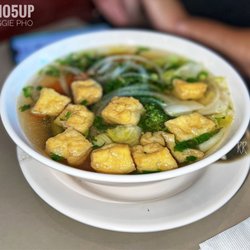 PHO 5UP - The WIFE UNIT got the veggie pho with beef broth!