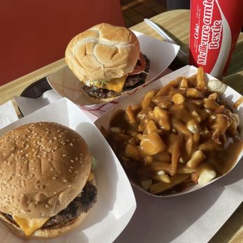 Golden Star Restaurant - Burgers and poutine - Burgers Near Me - Thornhill, Ontario Golden Star Restaurant - Burgers and poutine - Burgers Near Me - Thornhill, Ontario