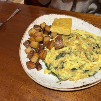 Drift Inn - Spinach frittata - New American Near Me - Yachats, Oregon