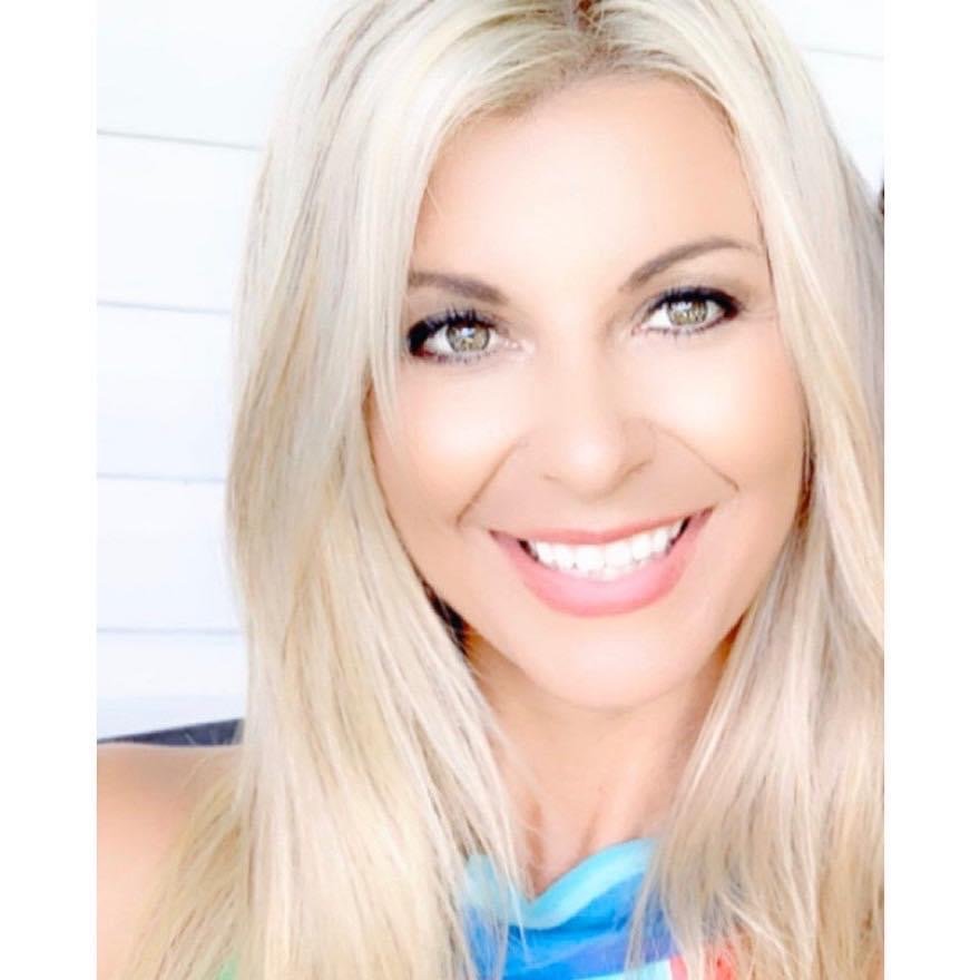 STEPHANIE’S SALON Updated September 2024 Jackson, Tennessee Hair Stylists Phone Number