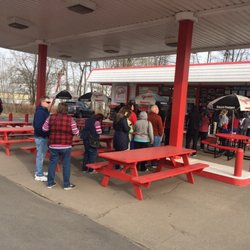 Josie’s Frozen Custard & Italian Ice - Line for free gelati on first day of spring