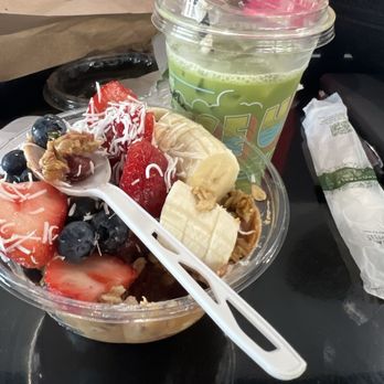 Rise Up Coffee - Açaí bowl and an iced matcha latte - Coffee & Tea Near Me - Severna Park, Maryland