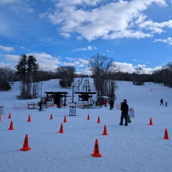McIntyre Ski Area - Ski Resorts Near Me - Manchester, New Hampshire