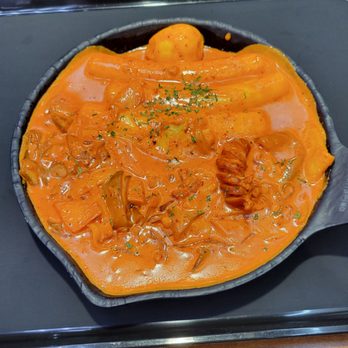 Halgatteok Garden Grove - Rose Tteokbokki - with vermicelli, wide glass noodles, spice level 2 - creamy and not very spicy. 4 pieces of garae rice cakes. - Korean Near Me - Garden Grove, California