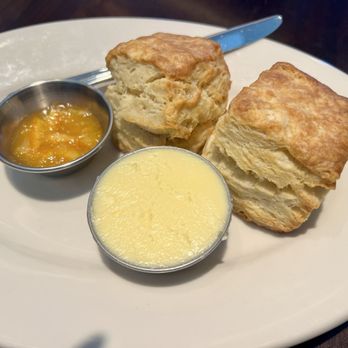Bobbies Airway Grill - Biscuits - New American Near Me - Dallas, Texas