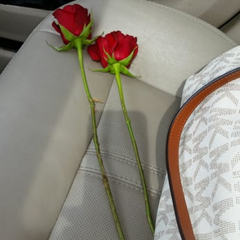 Baker GMC - Beautiful long stem roses when I picked up my vehicle after exceptional service! Nice touch Baker Cadillac! - Car Dealers Near Me - Charleston, South Carolina Baker GMC - Beautiful long stem roses when I picked up my vehicle after exceptional service! Nice touch Baker Cadillac! - Car Dealers Near Me - Charleston, South Carolina