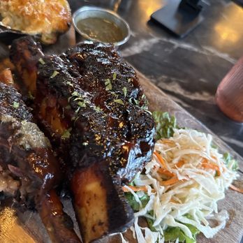 Dukunoo Jamaican Kitchen - Jerk beef ribs - Caribbean Near Me - Miami, Florida