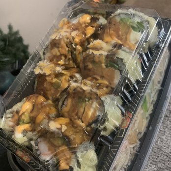 Kumi Sushi - Volcano - Sushi Bars Near Me - Crystal Lake, Illinois