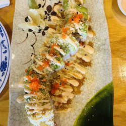 Khob Khun Thai & Sushi Restaurant - Green Dragon Roll